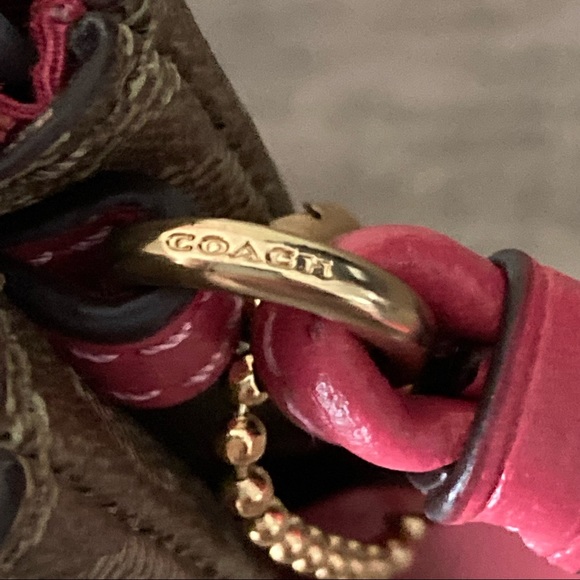 COACH Corner Zip Wristlet in Pink - Picture 7 of 13